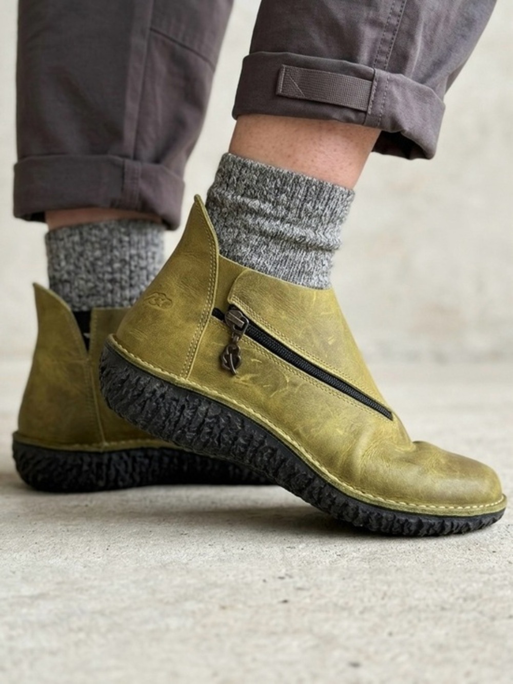 LOINTS OF HOLLAND Elin Olive Green Leather Asymmetrical Zip Comfort Ankle Boots